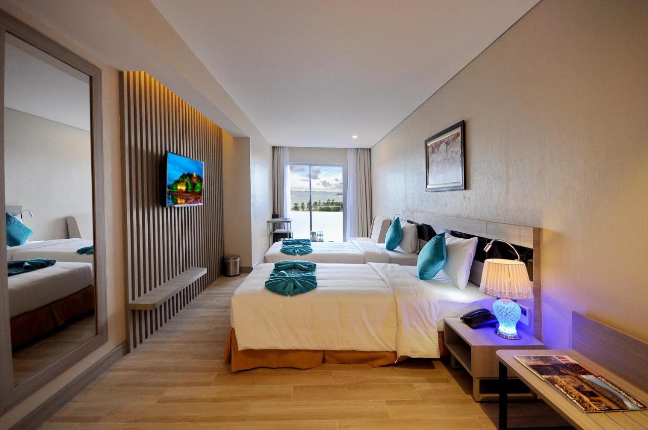 Hotel The Mcr Luxury Nha Trang Exterior foto