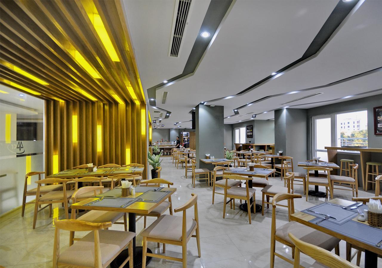 Hotel The Mcr Luxury Nha Trang Exterior foto